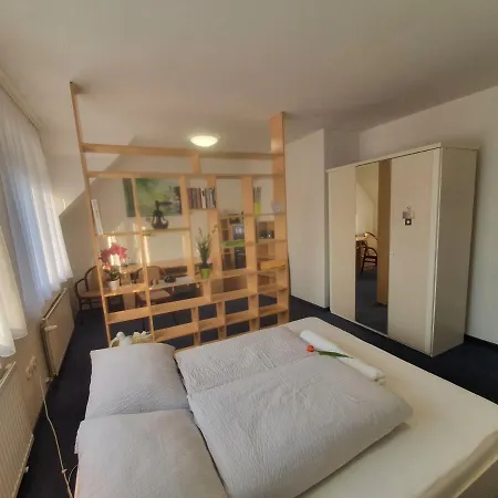 Gyorapartman * Yanıkkale