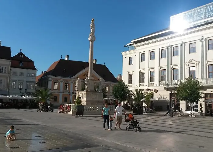 Gyorapartman Apartament
